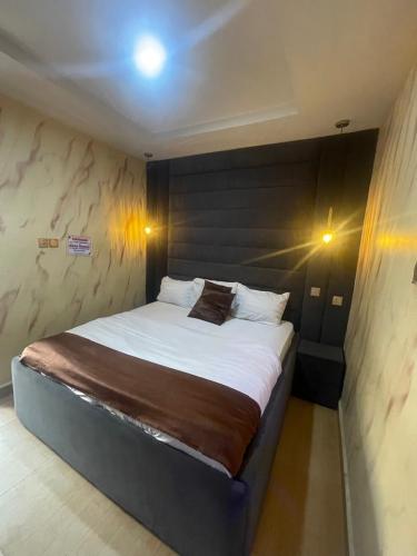 deluxe_room_1